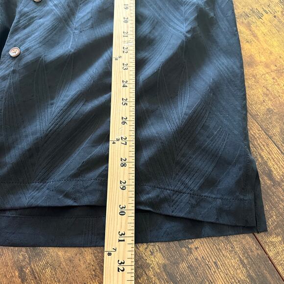 Tommy Bahama locals watering hole silk button shirt men’s size medium vacation - Picture 6 of 9